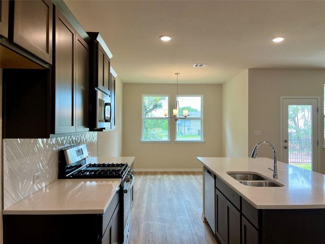 230 Revere DR, Kyle, TX 78640