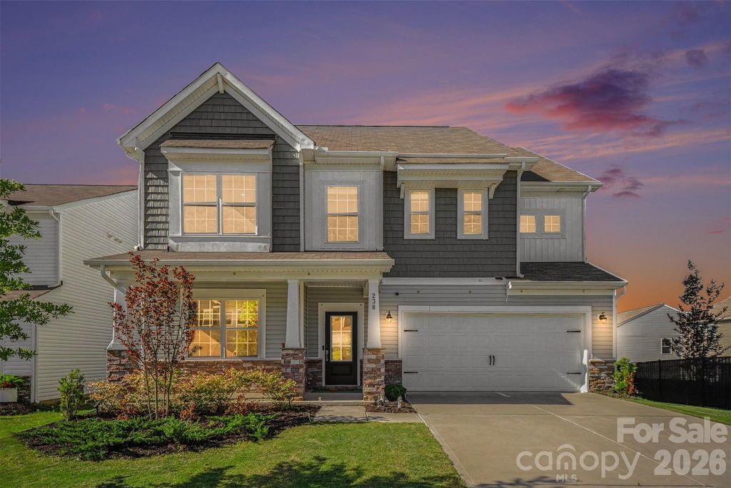 238 Kennerly Center Drive, Mooresville, NC 28115