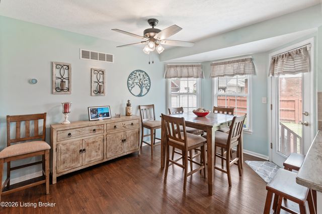 6403 Autumn Oak Way, Louisville, KY 40272