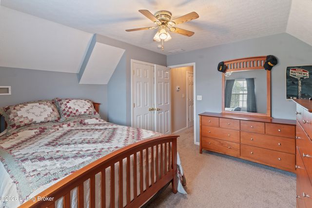 6403 Autumn Oak Way, Louisville, KY 40272
