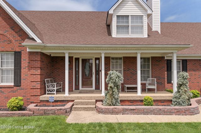 6403 Autumn Oak Way, Louisville, KY 40272