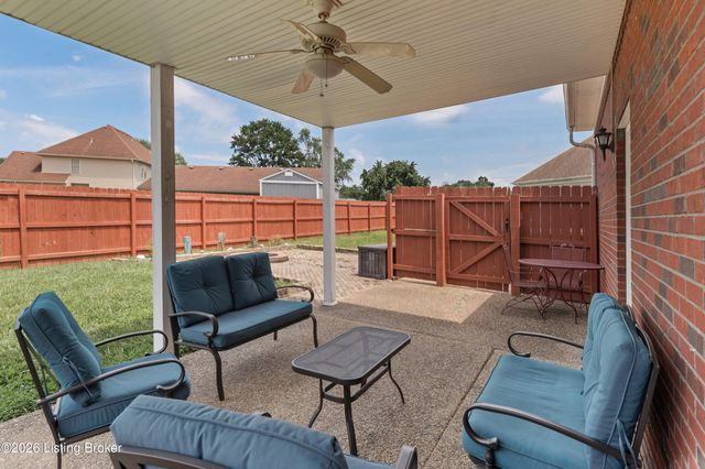 6403 Autumn Oak Way, Louisville, KY 40272