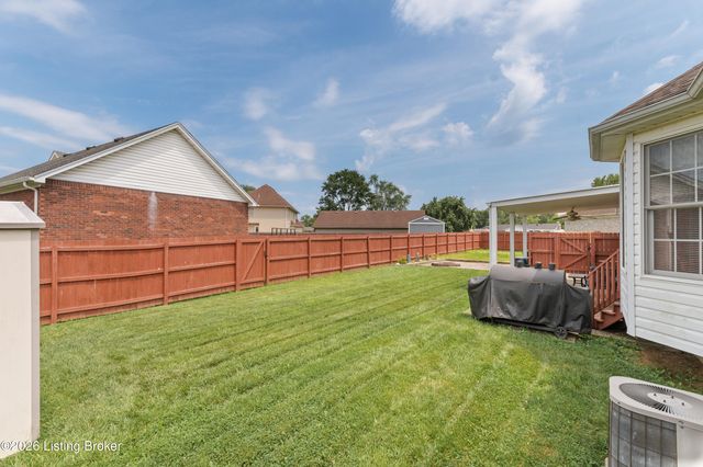 6403 Autumn Oak Way, Louisville, KY 40272
