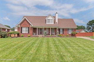 6403 Autumn Oak Way, Louisville, KY 40272