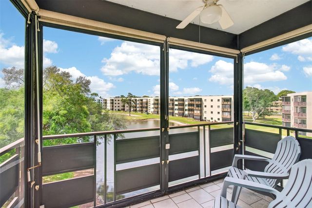 6190 80TH STREET N 410, St Petersburg, FL 33709