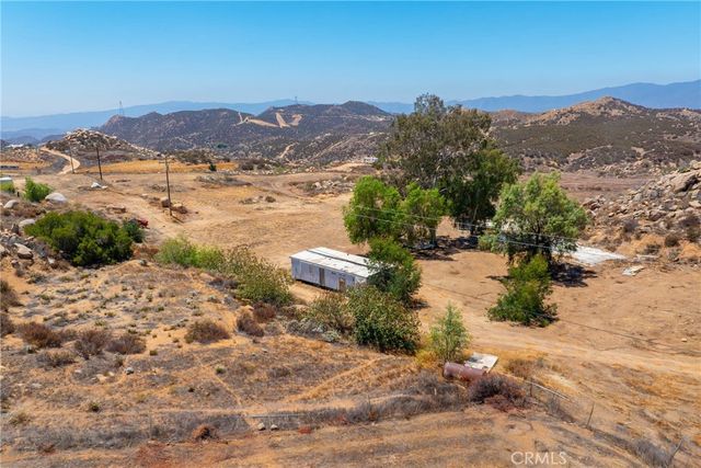 24900 El Toro Road, Lake Elsinore, CA 92532