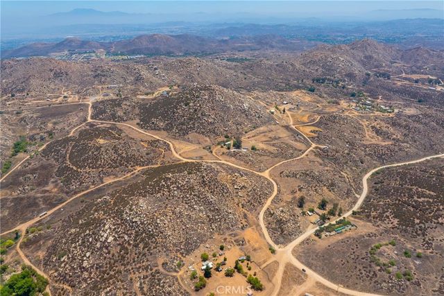 24900 El Toro Road, Lake Elsinore, CA 92532