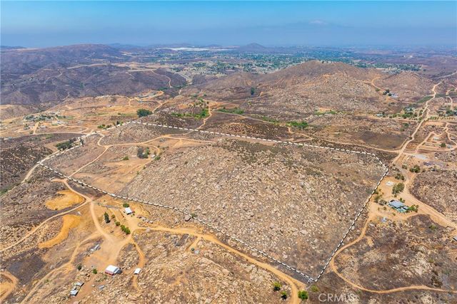 24900 El Toro Road, Lake Elsinore, CA 92532