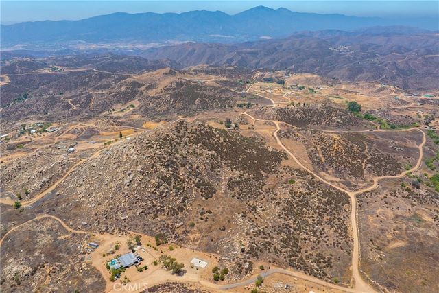 24900 El Toro Road, Lake Elsinore, CA 92532