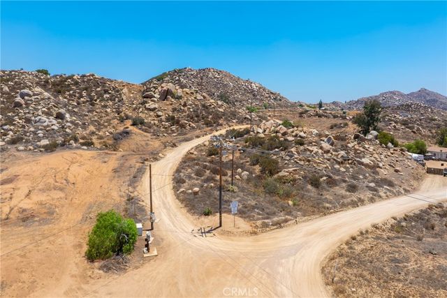 24900 El Toro Road, Lake Elsinore, CA 92532