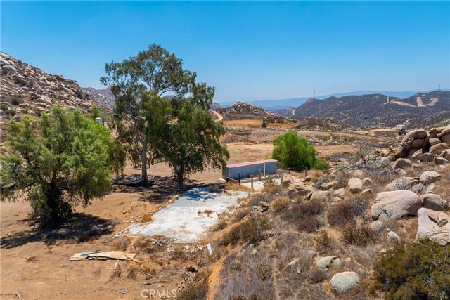 24900 El Toro Road, Lake Elsinore, CA 92532