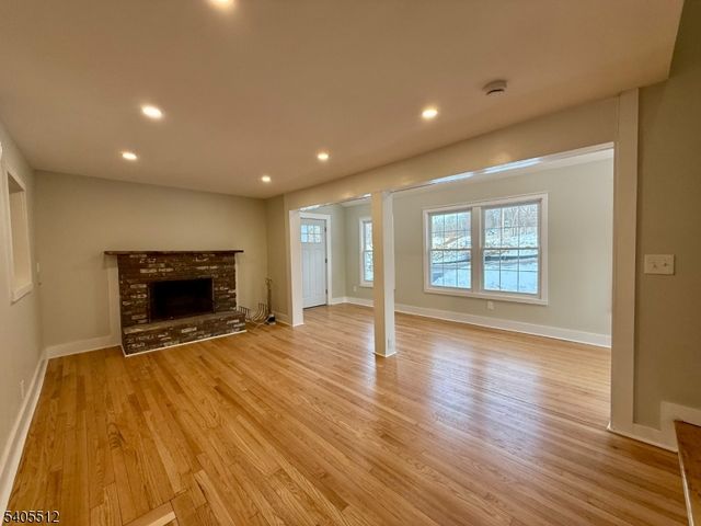 585 Plainfield Ave, Berkeley Heights Twp., NJ 07922