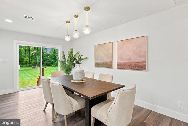 11 STOOPVILLE RD, Newtown, PA 18940