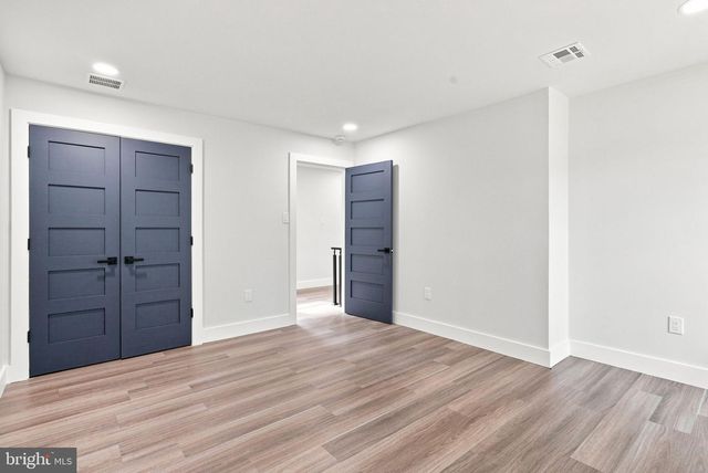 11 STOOPVILLE RD, Newtown, PA 18940