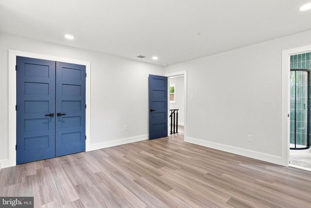 11 STOOPVILLE RD, Newtown, PA 18940