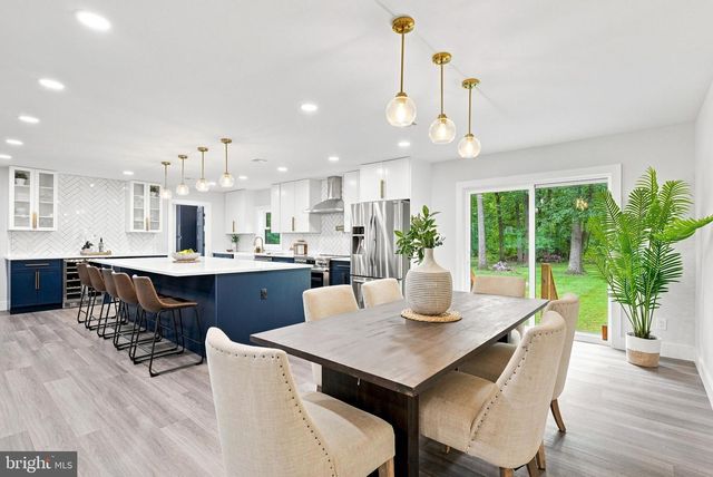 11 STOOPVILLE RD, Newtown, PA 18940