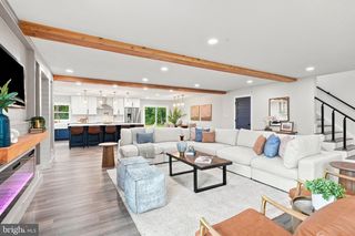 11 STOOPVILLE RD, Newtown, PA 18940