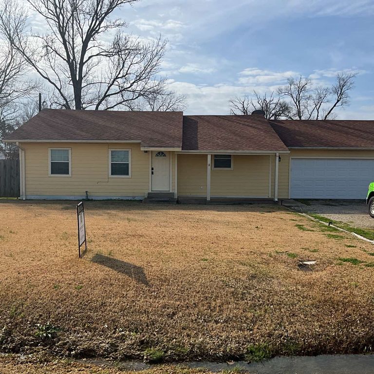 1118 E Goode Street, Quitman, TX 75783