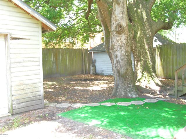 2250 MYRA Street, Jacksonville, FL 32204