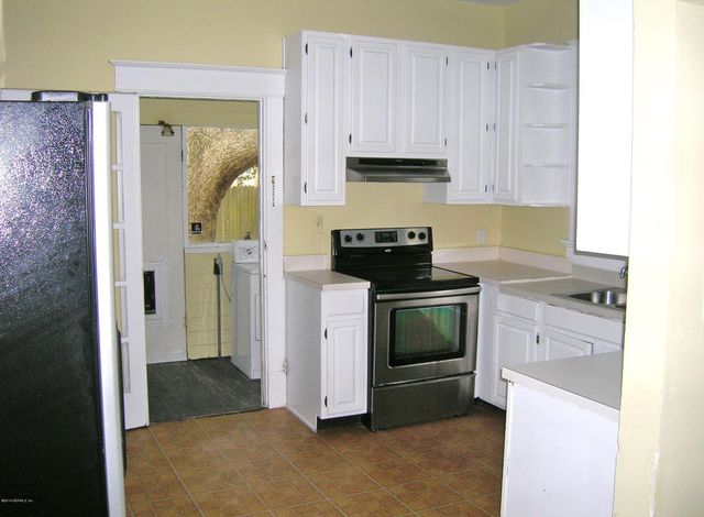 2250 MYRA Street, Jacksonville, FL 32204