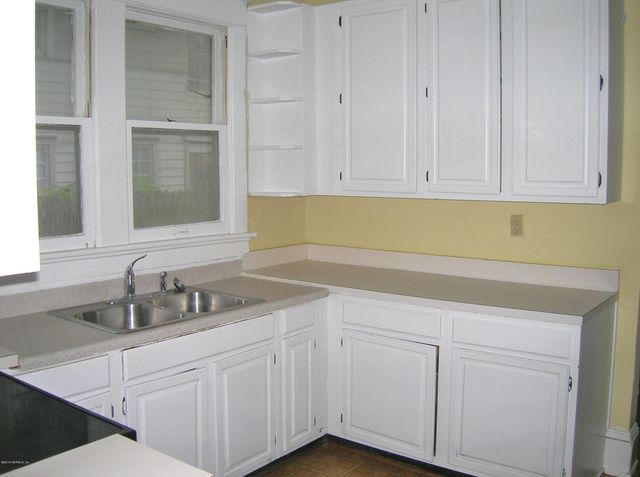 2250 MYRA Street, Jacksonville, FL 32204