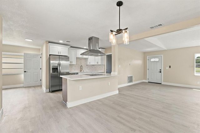 9007 SPRING HILL DRIVE, Spring Hill, FL 34608