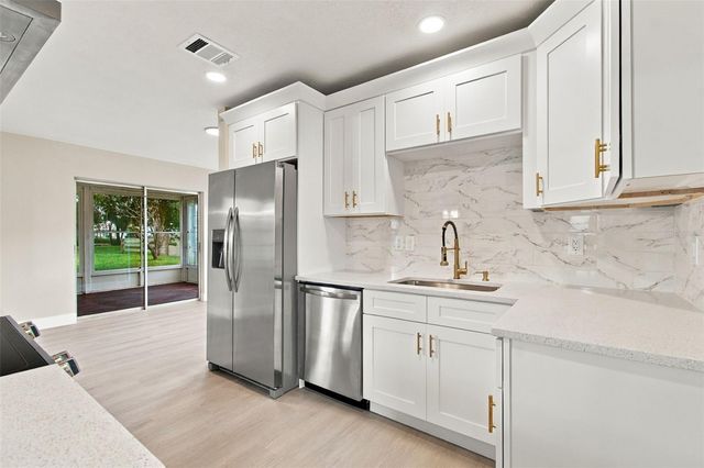 9007 SPRING HILL DRIVE, Spring Hill, FL 34608