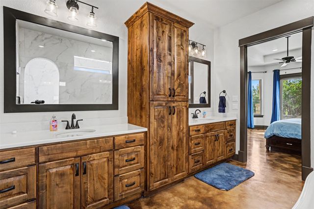 329 Esperanza Petal PASS, Liberty Hill, TX 78642