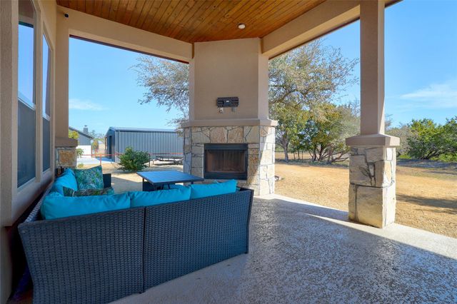 329 Esperanza Petal PASS, Liberty Hill, TX 78642