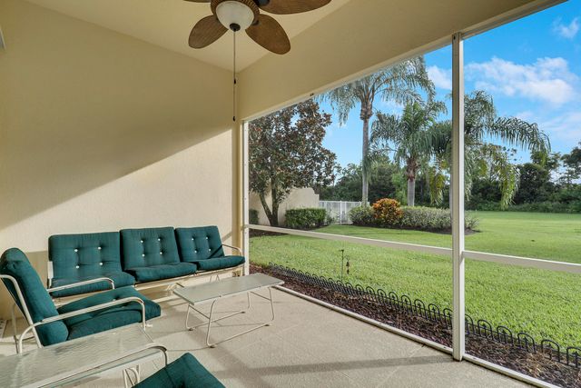 8337 SE Angelina Court, Hobe Sound, FL 33455