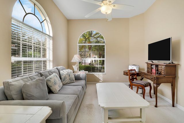 8337 SE Angelina Court, Hobe Sound, FL 33455