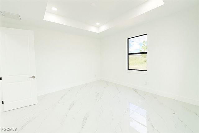 612 Ames ST E, Lehigh Acres, FL 33974