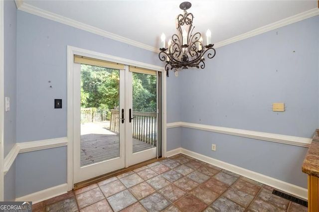 2123 Mountain Creek Drive, Smoke Rise, GA 30087