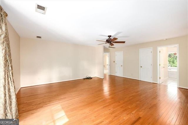 2123 Mountain Creek Drive, Smoke Rise, GA 30087