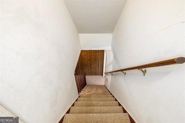 2123 Mountain Creek Drive, Smoke Rise, GA 30087