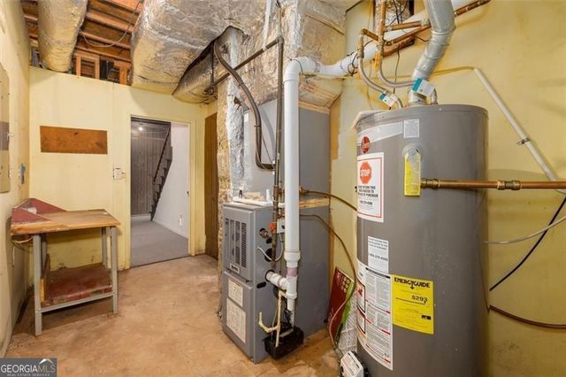 2123 Mountain Creek Drive, Smoke Rise, GA 30087