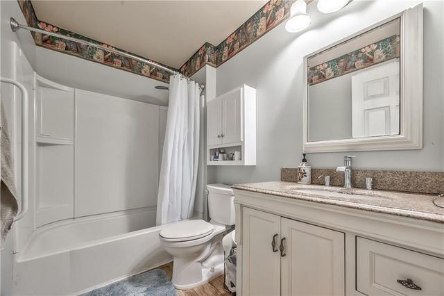 7022 Marty Street, Overland Park, KS 66204