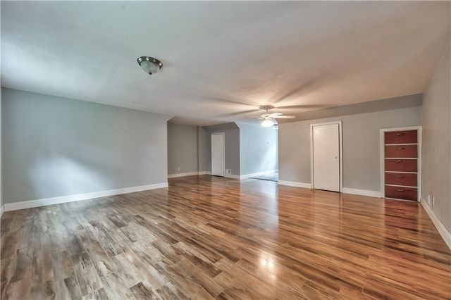 7022 Marty Street, Overland Park, KS 66204