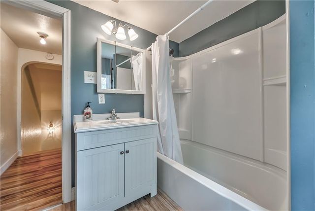 7022 Marty Street, Overland Park, KS 66204