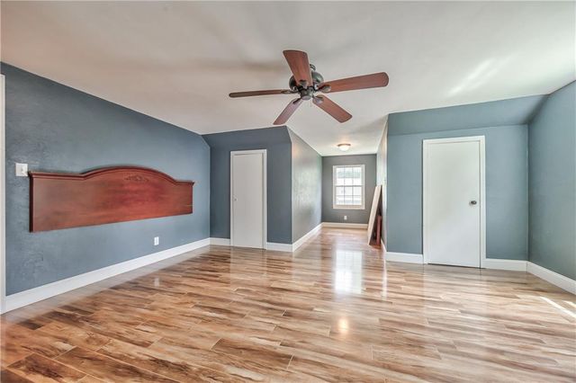 7022 Marty Street, Overland Park, KS 66204