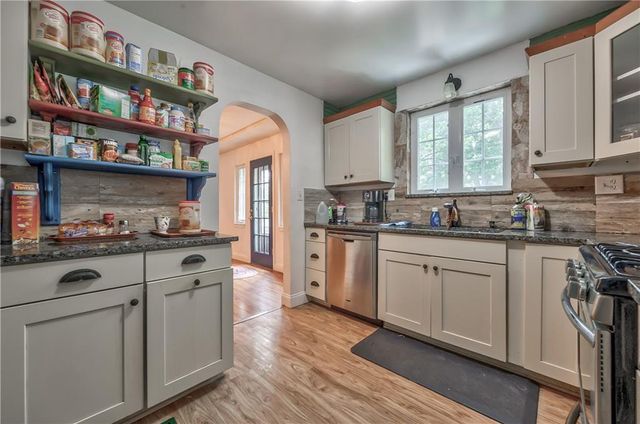 7022 Marty Street, Overland Park, KS 66204