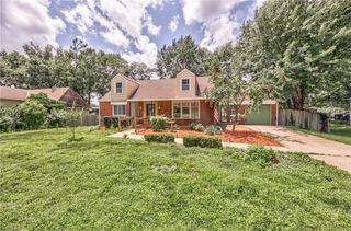 7022 Marty Street, Overland Park, KS 66204