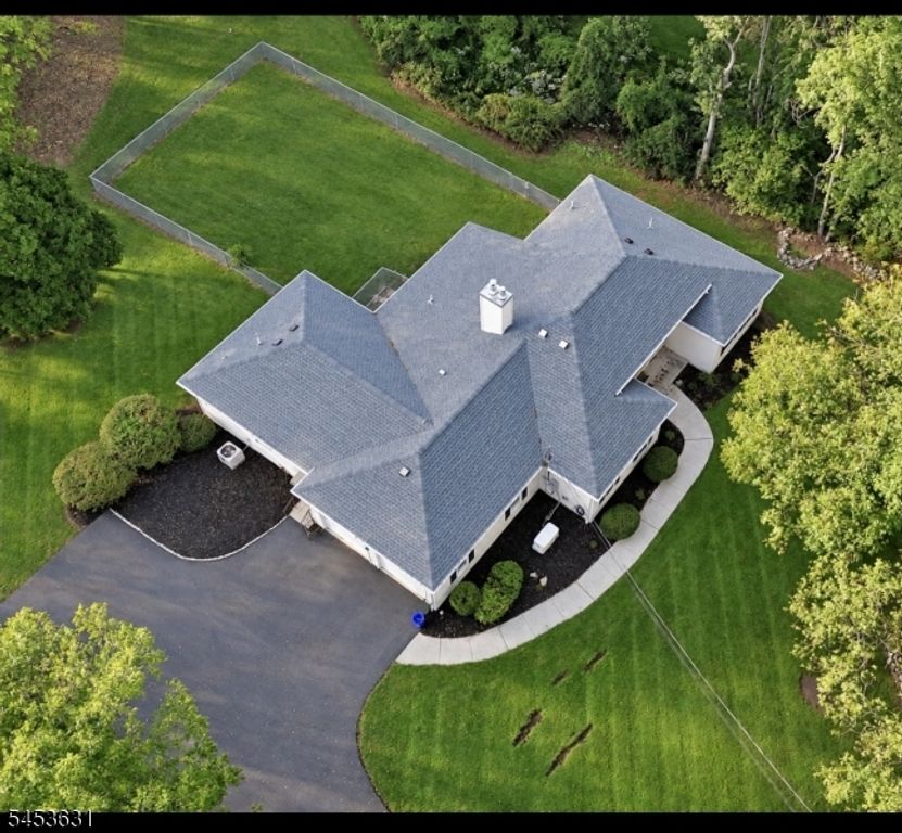 29 Tamarack Rd, White Twp., NJ 07823 — photo 4