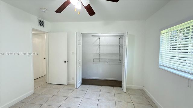 403 SW 148th Ave 3B, Pembroke Pines, FL 33027