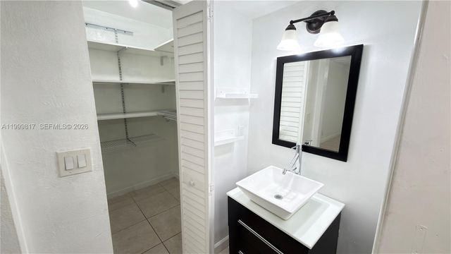 403 SW 148th Ave 3B, Pembroke Pines, FL 33027