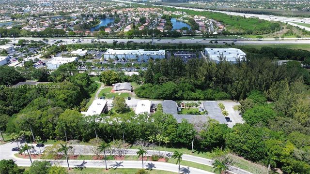 403 SW 148th Ave 3B, Pembroke Pines, FL 33027