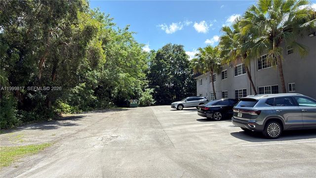 403 SW 148th Ave 3B, Pembroke Pines, FL 33027
