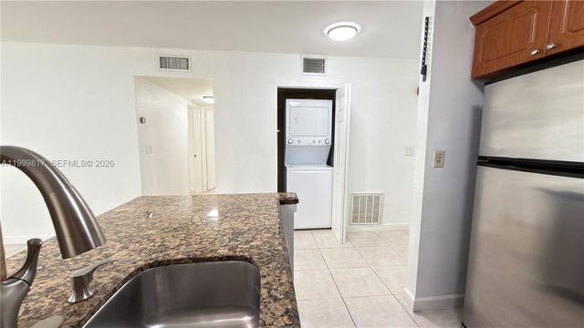 403 SW 148th Ave 3B, Pembroke Pines, FL 33027
