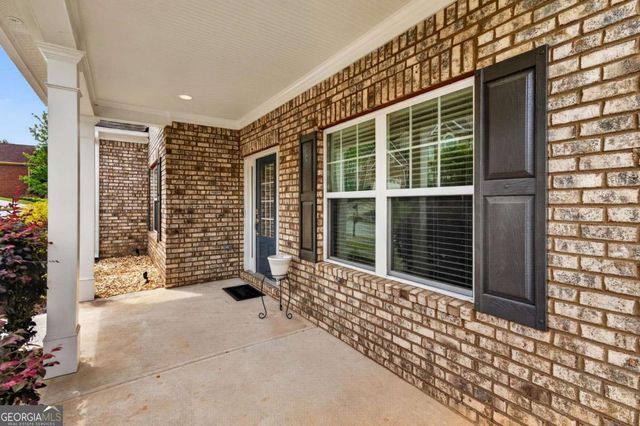 5390 Hennessy Circle, Atlanta, GA 30349