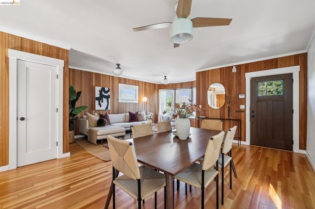 5933 Fremont St, Oakland, CA 94608